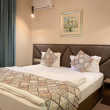 Silk Way Hotel Almati Kültér fotó