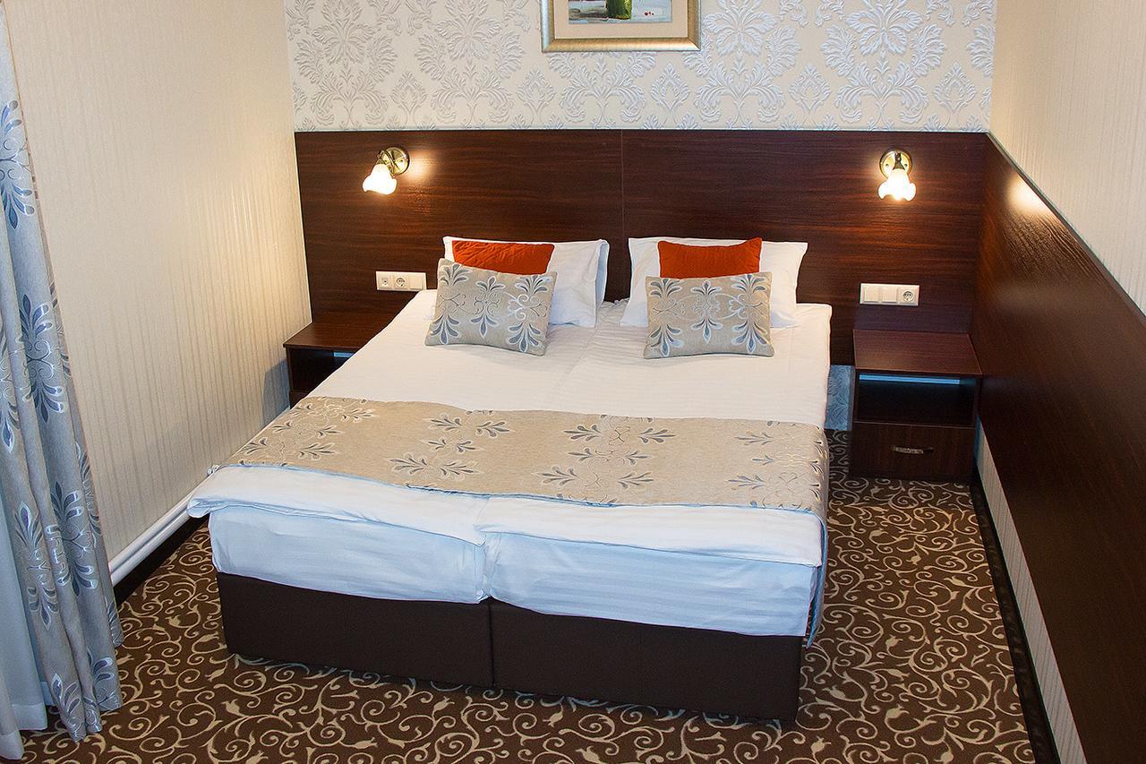 Silk Way Hotel Almati Kültér fotó